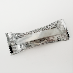 ロールフォーチュンクッキー おみくじを開いてみた写真